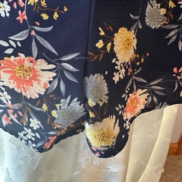 Big Girls Tween Navy Floral Printed Tier Ruffle Sleeves Romper - Picture 4 of 4